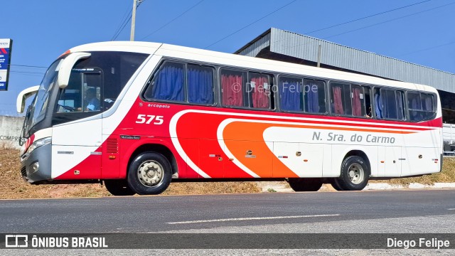 Nossa Senhora do Carmo 575 na cidade de Formiga, Minas Gerais, Brasil, por Diego Felipe. Número da foto: #12367932.
