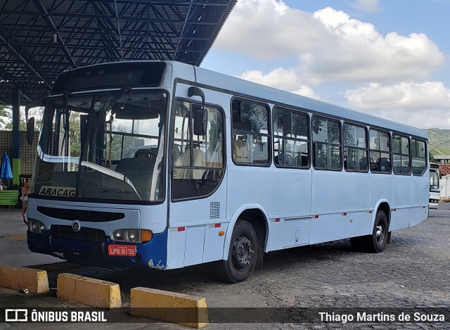 Ônibus Particulares 8139 na cidade de Guarabira, Paraíba, Brasil, por Thiago Martins de Souza. Número da foto: #12371725.