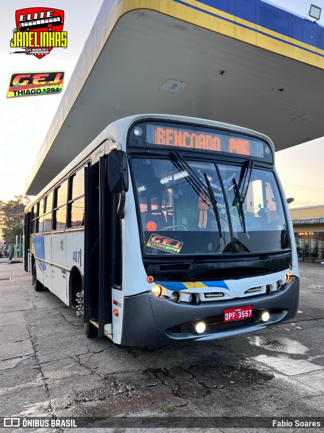 Ônibus Particulares 487 na cidade de Bragança, Pará, Brasil, por Fabio Soares. Número da foto: #12370532.