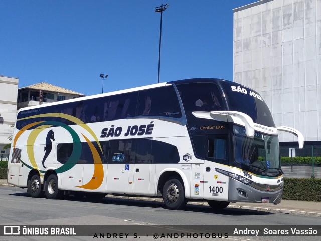 Expresso São José 1400 na cidade de Balneário Camboriú, Santa Catarina, Brasil, por Andrey  Soares Vassão. Número da foto: #12303519.