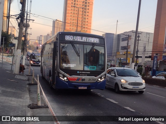 Viação Osasco 21.707 na cidade de Osasco, São Paulo, Brasil, por Rafael Lopes de Oliveira. Número da foto: #12302189.