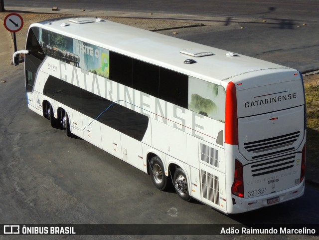 Auto Viação Catarinense 321321 na cidade de Belo Horizonte, Minas Gerais, Brasil, por Adão Raimundo Marcelino. Número da foto: #12303089.