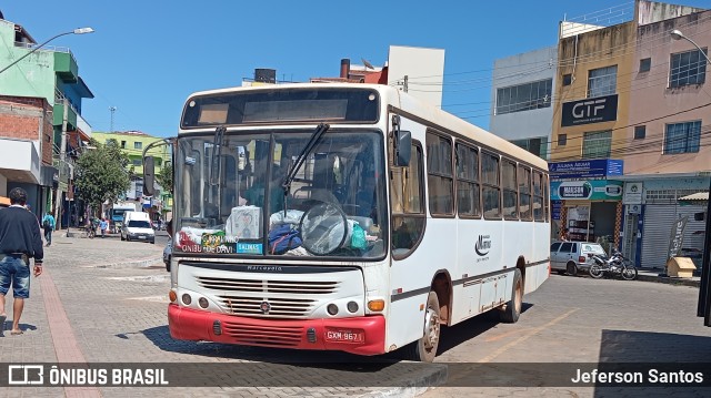 Ônibus Particulares 9671 na cidade de Salinas, Minas Gerais, Brasil, por Jeferson Santos. Número da foto: #12302066.