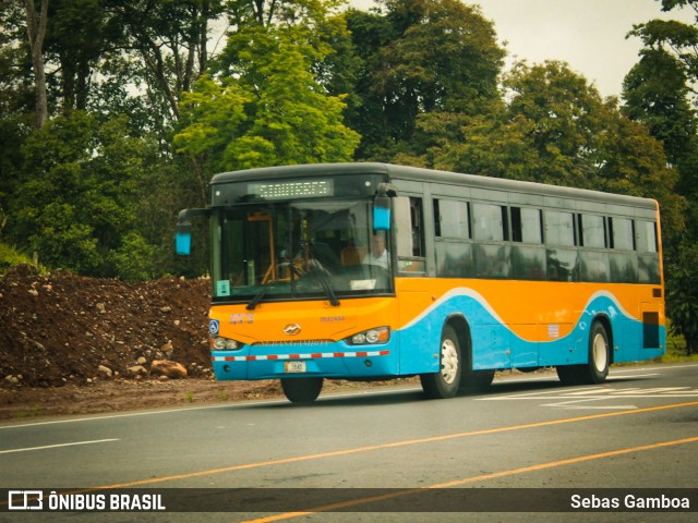 Tracasa 00 na cidade de Pacuarito, Siquirres, Limón, Costa Rica, por Sebas Gamboa. Número da foto: #12302971.