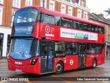 Metroline WDE2870 na cidade de London, Greater London, Inglaterra, por Fábio Takahashi Tanniguchi. Número da foto: #12304214.