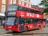 Metroline WDE2866 na cidade de London, Greater London, Inglaterra, por Fábio Takahashi Tanniguchi. Número da foto: #12304223.