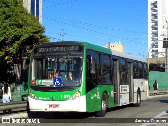 Viação Santa Brígida 1 1889 na cidade de São Paulo, São Paulo, Brasil, por Andrew Campos. Número da foto: #12307566.