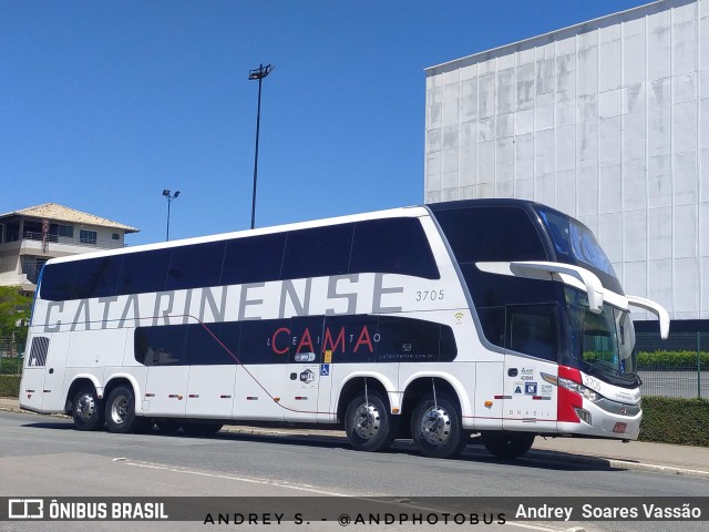 Auto Viação Catarinense 3705 na cidade de Balneário Camboriú, Santa Catarina, Brasil, por Andrey  Soares Vassão. Número da foto: #12306161.