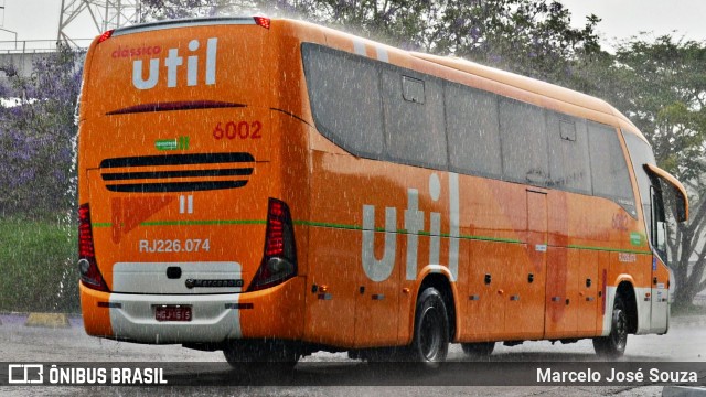 UTIL - União Transporte Interestadual de Luxo 6002 na cidade de Rio de Janeiro, Rio de Janeiro, Brasil, por Marcelo José Souza. Número da foto: #12305998.