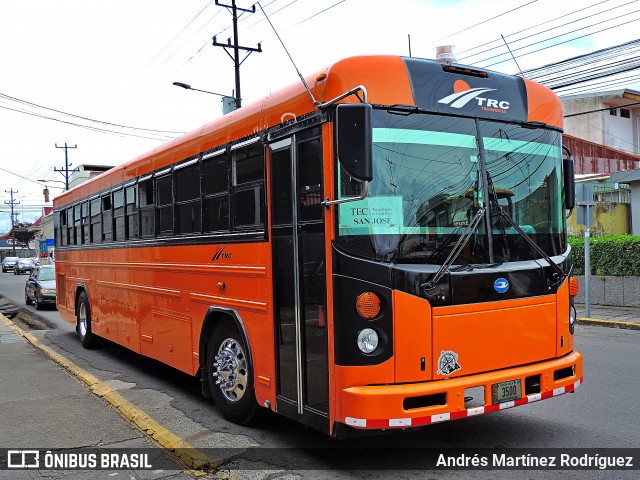 TRC 00 na cidade de Cartago, Cartago, Costa Rica, por Andrés Martínez Rodríguez. Número da foto: #12309727.