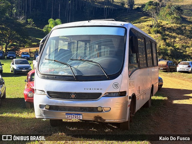 Ônibus Particulares 15 na cidade de Aracitaba, Minas Gerais, Brasil, por Kaio Do Fusca. Número da foto: #12308043.