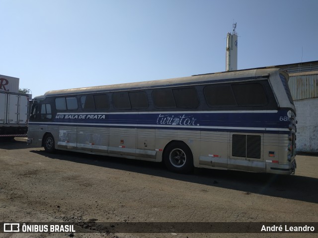 Turistar Turismo 6810 na cidade de Limeira, São Paulo, Brasil, por André Leandro. Número da foto: #12309914.