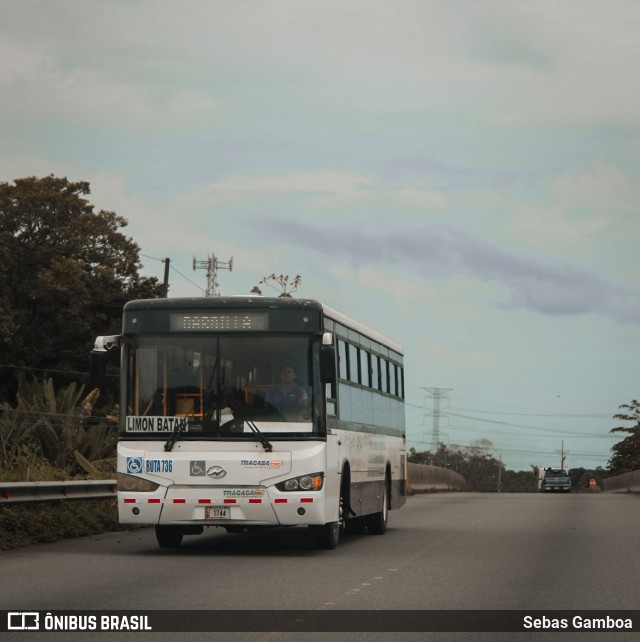Tracasa 140 na cidade de Carrandí, Matina, Limón, Costa Rica, por Sebas Gamboa. Número da foto: #12310650.