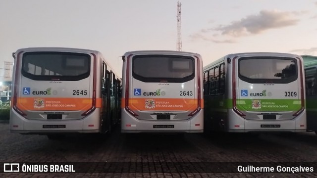 Julio Simões > CS Brasil > Joseense 2645 na cidade de São José dos Campos, São Paulo, Brasil, por Guilherme Gonçalves. Número da foto: #12312699.