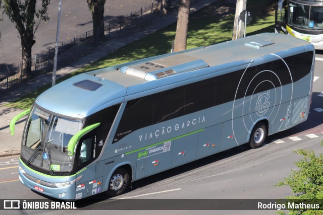 Viação Garcia 8255 na cidade de Curitiba, Paraná, Brasil, por Rodrigo Matheus. Número da foto: #12311998.