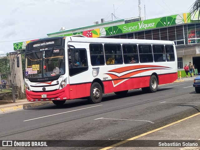 Transportes Barveños 04 na cidade de Santa Bárbara, Santa Bárbara, Heredia, Costa Rica, por Sebastián Solano. Número da foto: #12312329.