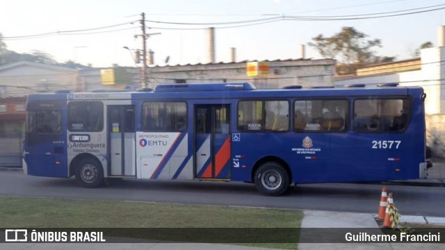 Viação Osasco 21.577 na cidade de Carapicuíba, São Paulo, Brasil, por Guilherme Francini. Número da foto: #12315371.