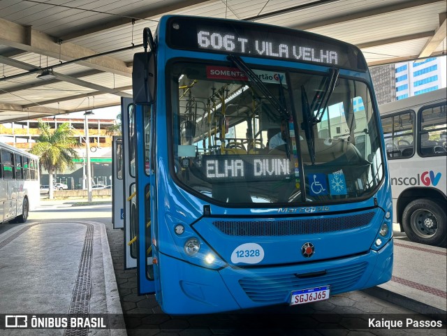 Viação Praia Sol 12328 na cidade de Vila Velha, Espírito Santo, Brasil, por Kaique Passos. Número da foto: #12315358.