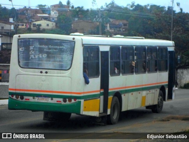 Ônibus Particulares 8533 na cidade de Nazaré da Mata, Pernambuco, Brasil, por Edjunior Sebastião. Número da foto: #12373100.