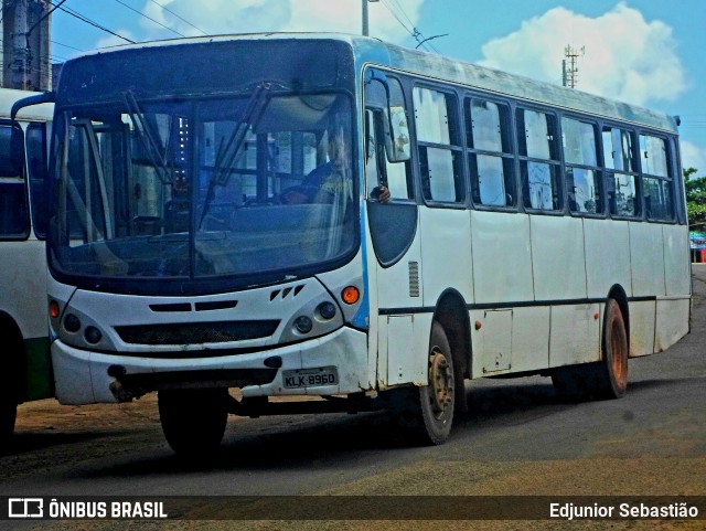 Ônibus Particulares 8960 na cidade de Aliança, Pernambuco, Brasil, por Edjunior Sebastião. Número da foto: #12375279.