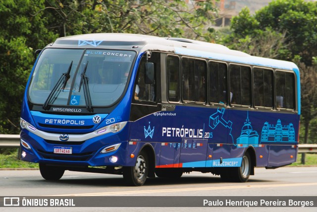 Petrópolis Turismo 2015 na cidade de Barra do Piraí, Rio de Janeiro, Brasil, por Paulo Henrique Pereira Borges. Número da foto: #12398522.