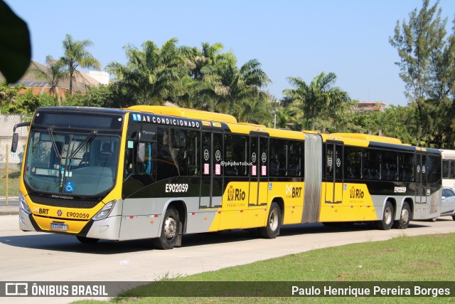 Mobi Rio E902059 na cidade de Rio de Janeiro, Rio de Janeiro, Brasil, por Paulo Henrique Pereira Borges. Número da foto: #12398460.