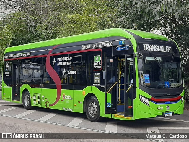 Transwolff Transportes e Turismo E-VOLKSBUS na cidade de São Paulo, São Paulo, Brasil, por Mateus C.  Cardoso. Número da foto: #12398012.