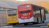 Buses Omega 6136 na cidade de Huechuraba, Santiago, Metropolitana de Santiago, Chile, por Jose Navarrete. Número da foto: #12396859.
