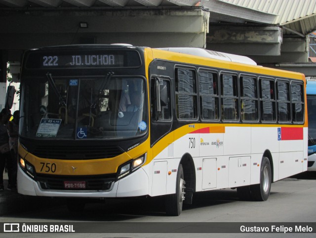 Empresa Metropolitana 750 na cidade de Recife, Pernambuco, Brasil, por Gustavo Felipe Melo. Número da foto: #12399453.