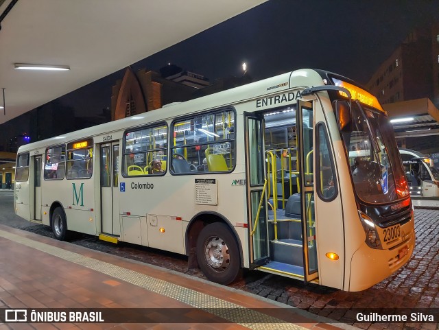 Viação Colombo 23003 na cidade de Curitiba, Paraná, Brasil, por Guilherme Silva. Número da foto: #12401563.