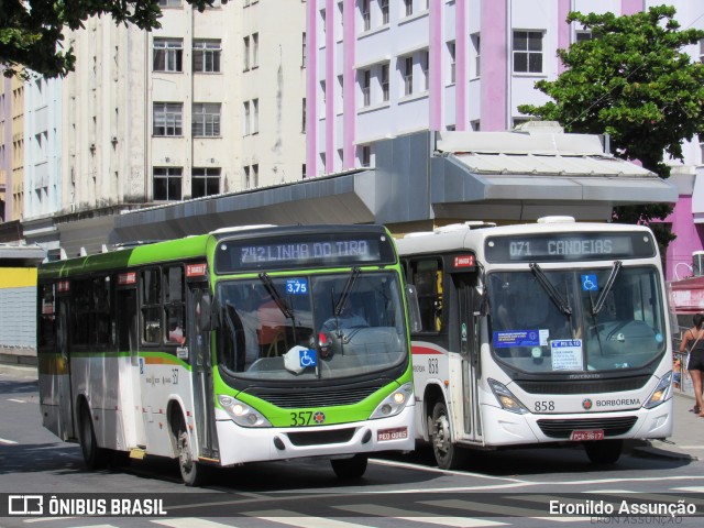 Rodoviária Caxangá 357 na cidade de Recife, Pernambuco, Brasil, por Eronildo Assunção. Número da foto: #12403893.