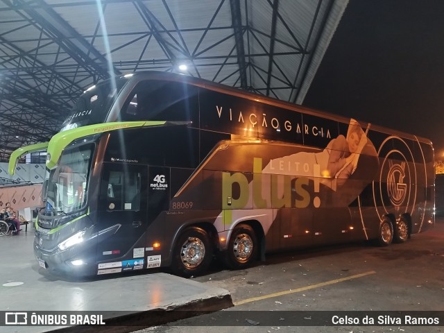 Viação Garcia 88069 na cidade de Paranavaí, Paraná, Brasil, por Celso da Silva Ramos. Número da foto: #12403818.