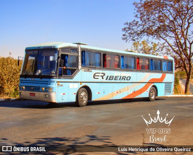 Expresso Ribeiro 2500 na cidade de Montes Claros, Minas Gerais, Brasil, por Luis Henrique de Oliveira Queiroz. Número da foto: #12402533.