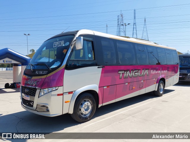 Transportadora Tinguá RJ 156.207 na cidade de Duque de Caxias, Rio de Janeiro, Brasil, por Alexander Mário. Número da foto: #12401867.