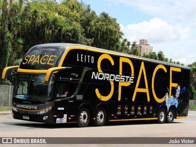 Expresso Nordeste 5830 na cidade de Curitiba, Paraná, Brasil, por João Victor. Número da foto: #12405947.