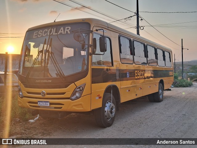Escolares  na cidade de Arara, Paraíba, Brasil, por Anderson Santos. Número da foto: #12404437.