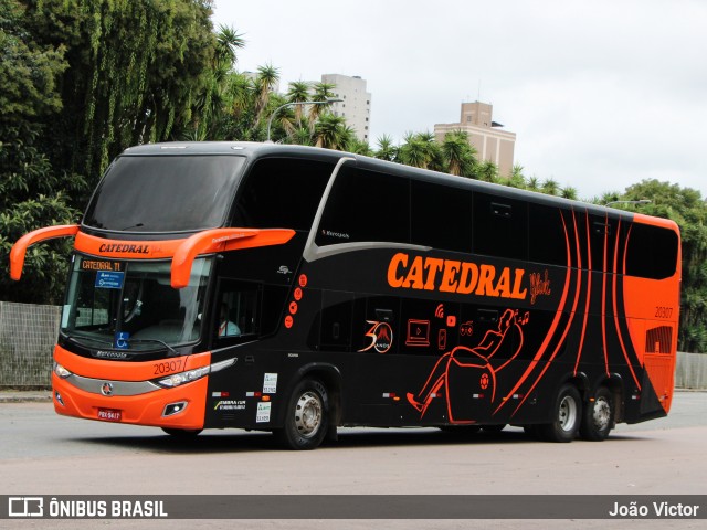 Catedral Turismo 20307 na cidade de Curitiba, Paraná, Brasil, por João Victor. Número da foto: #12405936.