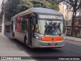 Viação Gato Preto 8 2541 na cidade de São Paulo, São Paulo, Brasil, por Rafael Lopes de Oliveira. Número da foto: #12404677.