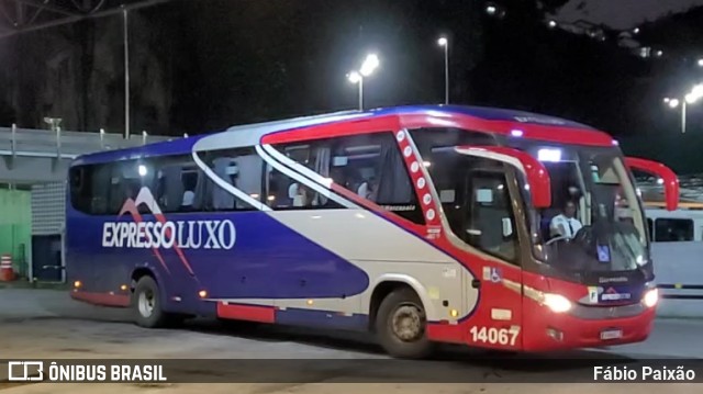 Expresso Luxo 14067 na cidade de Santos, São Paulo, Brasil, por Fábio Paixão. Número da foto: #12414526.