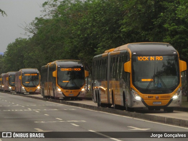 Mobi Rio E902389 na cidade de Rio de Janeiro, Rio de Janeiro, Brasil, por Jorge Gonçalves. Número da foto: #12415091.