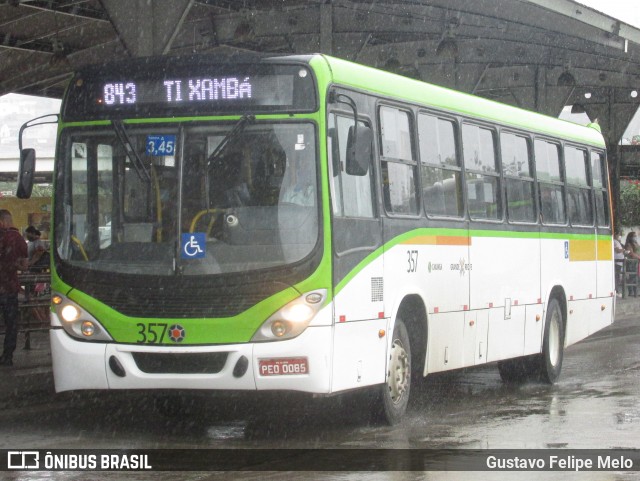 Rodoviária Caxangá 357 na cidade de Olinda, Pernambuco, Brasil, por Gustavo Felipe Melo. Número da foto: #12417137.