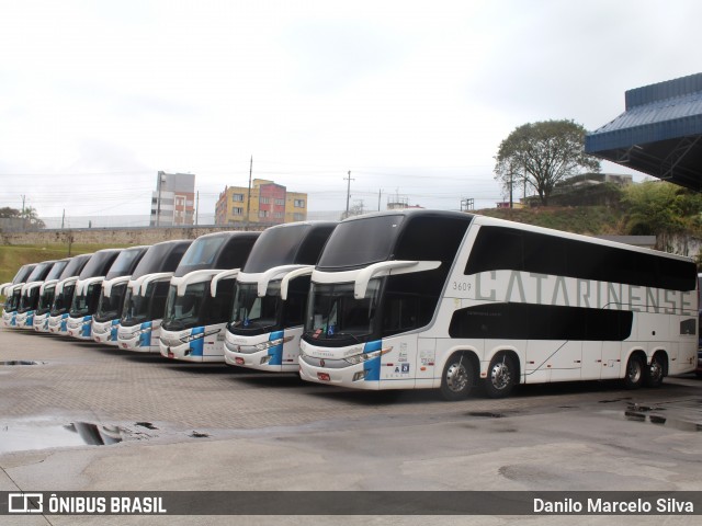 Auto Viação Catarinense 3609 na cidade de Florianópolis, Santa Catarina, Brasil, por Danilo Marcelo Silva. Número da foto: #12416174.
