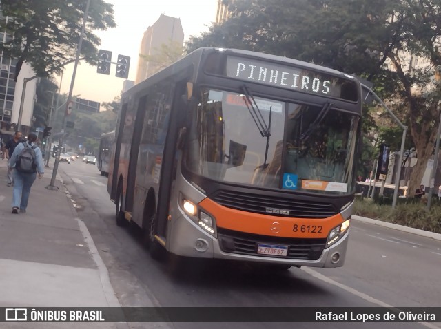 Alfa Rodobus > CooperAlfa 8 6122 na cidade de São Paulo, São Paulo, Brasil, por Rafael Lopes de Oliveira. Número da foto: #12417766.
