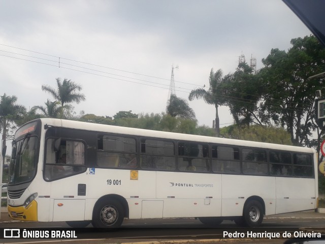 Pontual Sul Transporte e Turismo 19 001 na cidade de Botucatu, São Paulo, Brasil, por Pedro Henrique de Oliveira. Número da foto: #12421274.