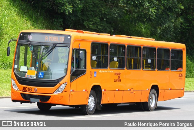 Expresso Azul JI016 na cidade de Piraí, Rio de Janeiro, Brasil, por Paulo Henrique Pereira Borges. Número da foto: #12422167.