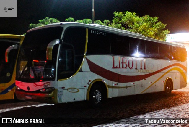 Libotti Transportes 001 na cidade de Guaratinguetá, São Paulo, Brasil, por Tadeu Vasconcelos. Número da foto: #12421255.