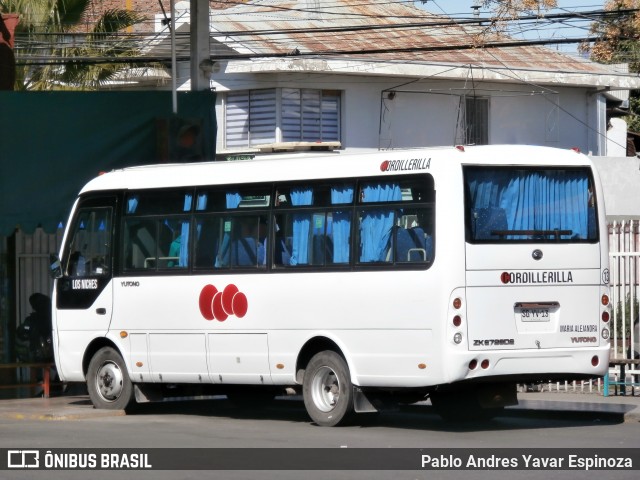 Minibuses Parraguez 13 na cidade de Curicó, Curicó, Maule, Chile, por Pablo Andres Yavar Espinoza. Número da foto: #12422616.
