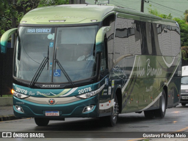 Asa Branca Turismo 20178 na cidade de Recife, Pernambuco, Brasil, por Gustavo Felipe Melo. Número da foto: #12422974.