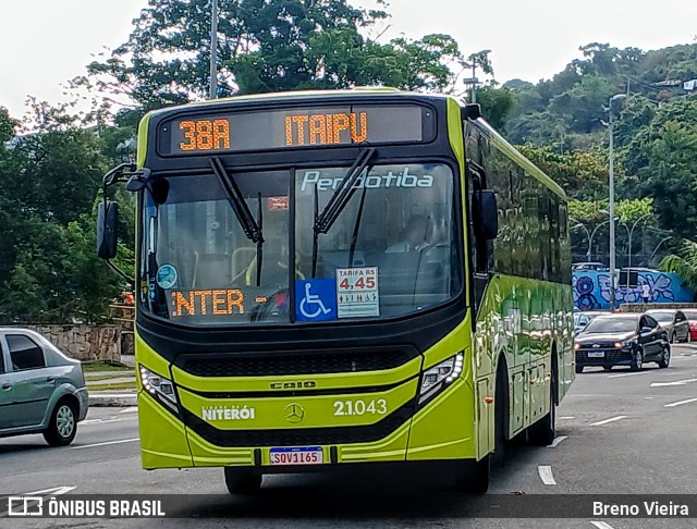 Viação Pendotiba 2.1.043 na cidade de Niterói, Rio de Janeiro, Brasil, por Breno Vieira. Número da foto: #12376349.