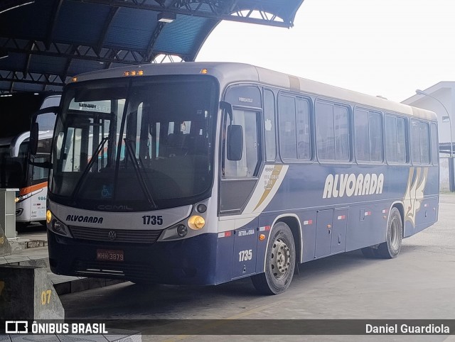 Transportes Alvorada 1735 na cidade de Tubarão, Santa Catarina, Brasil, por Daniel Guardiola. Número da foto: #12376665.